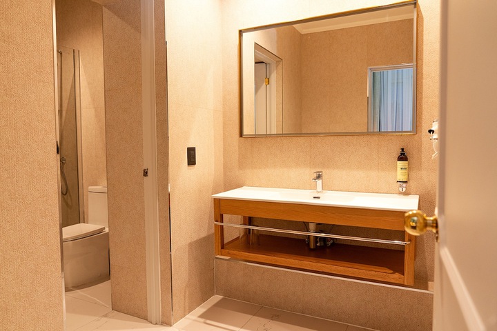 Room 40 of 51