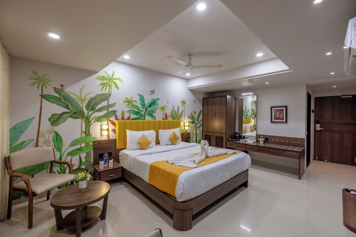 Room 7 of 27