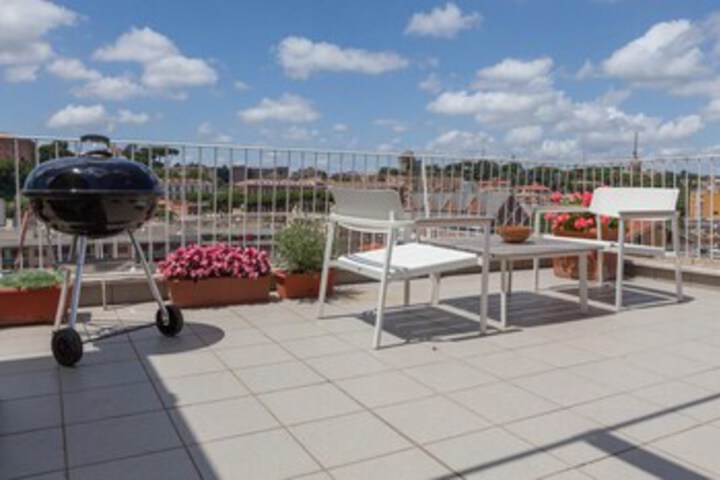 Terrace/Patio 16 of 22