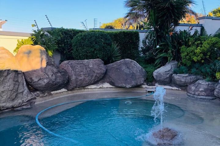 Pool 59 of 86