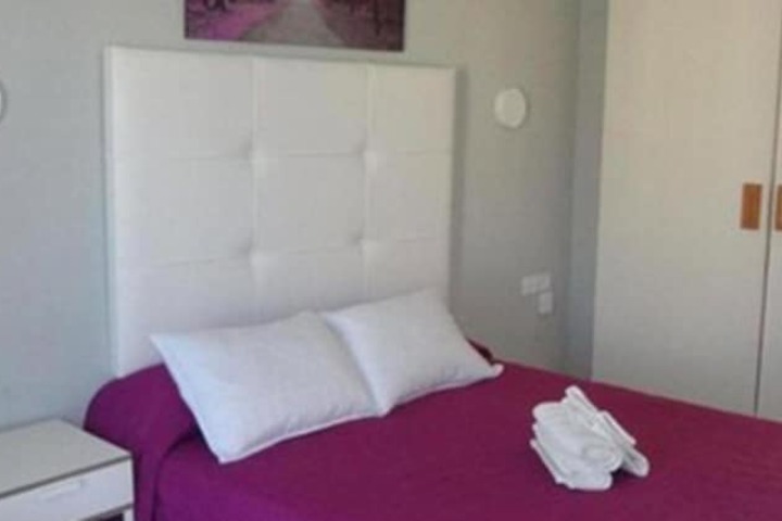 Room 8 of 35