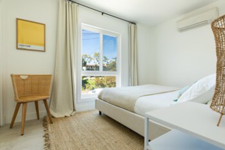 Room 21 of 27
