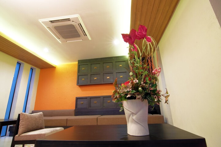 Hotel Interior 14 of 167