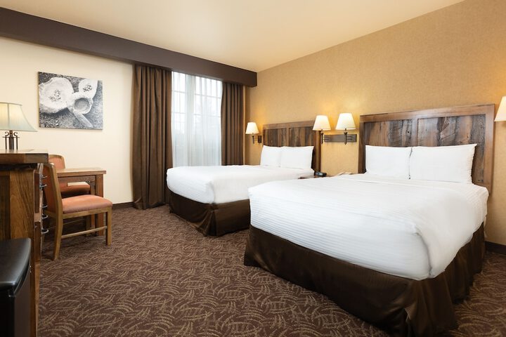 Standard Double Room (4 of 8)