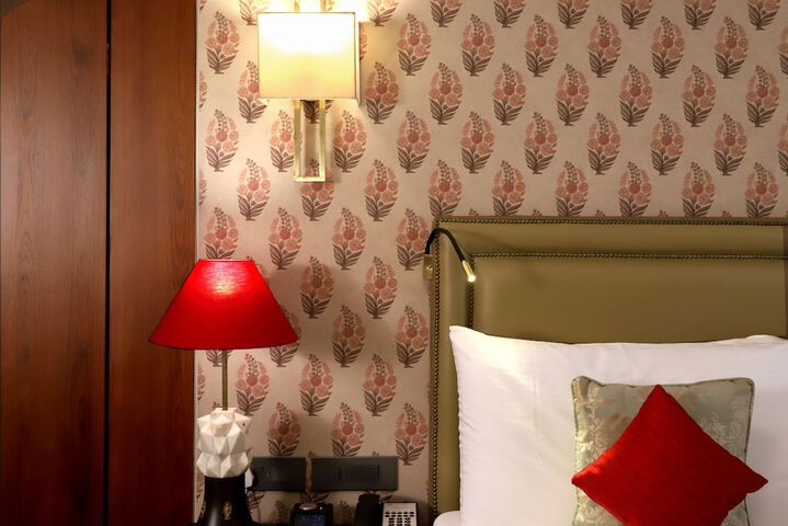Room 7 of 70