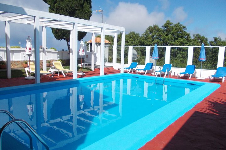 Pool 19 of 55