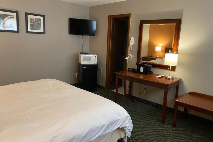 Room 21 of 50