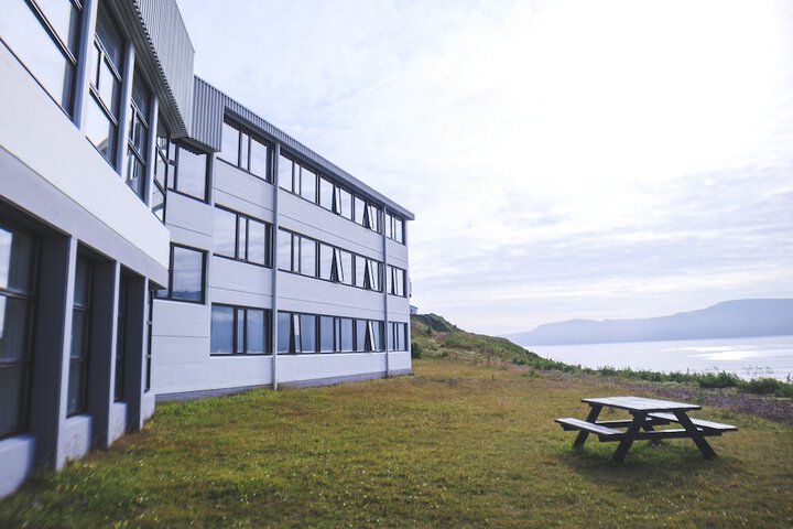 Exterior of The Cliff Hotel