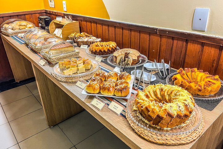 Breakfast/Coffee Service 19 of 34