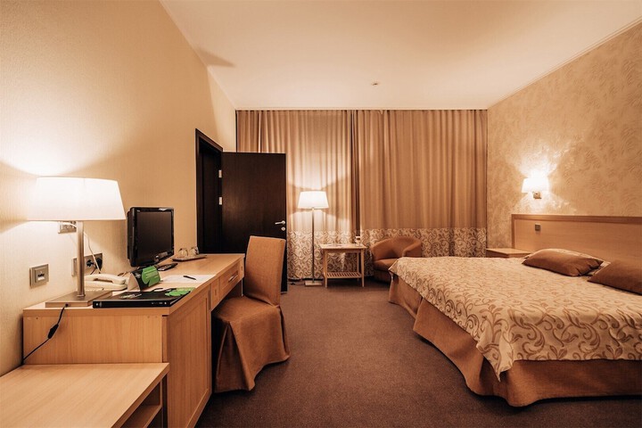Room 30 of 123