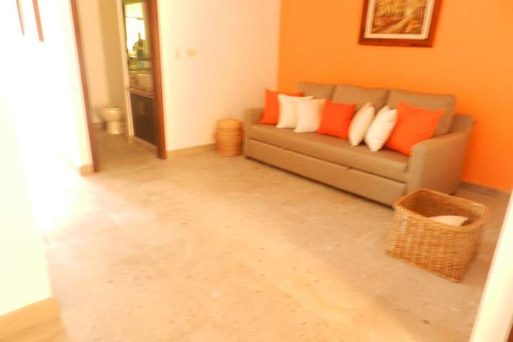 Room 14 of 22