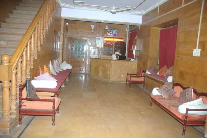 Guest Lobby