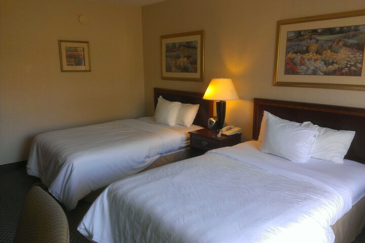 Room 3 of 16