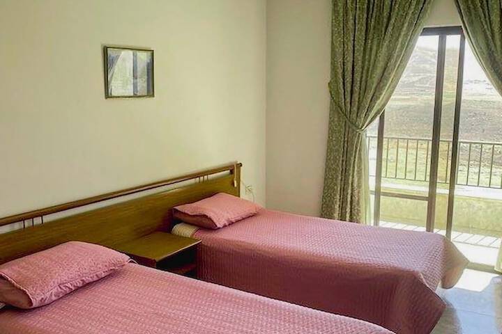 Room 8 of 19