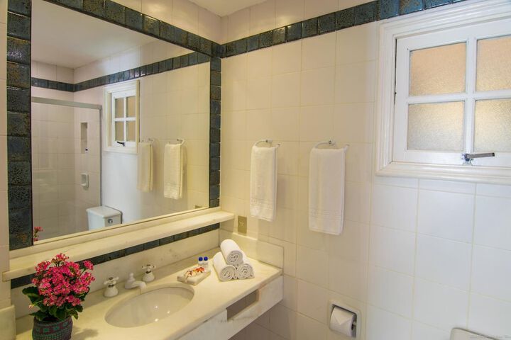Room 15 of 26