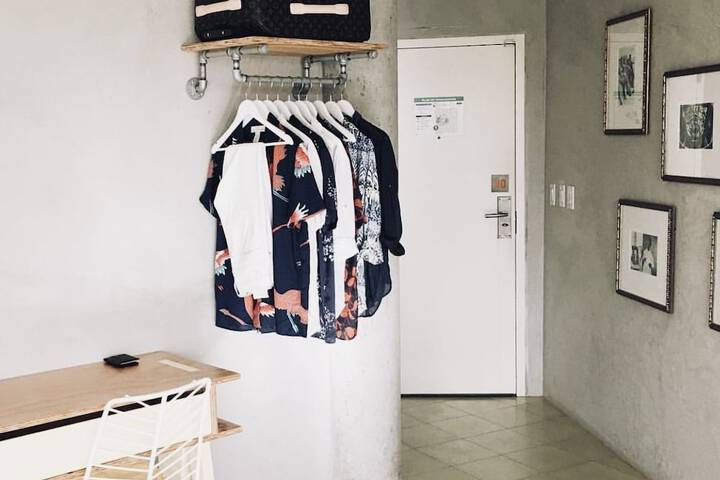 Room 7 of 68