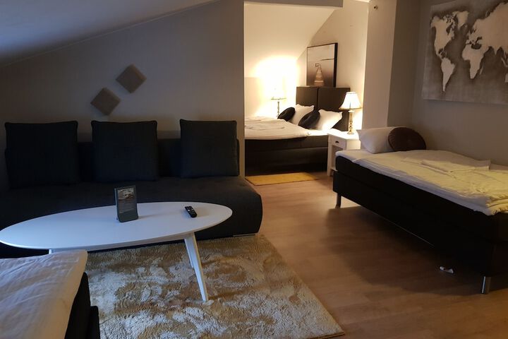 Room 15 of 27