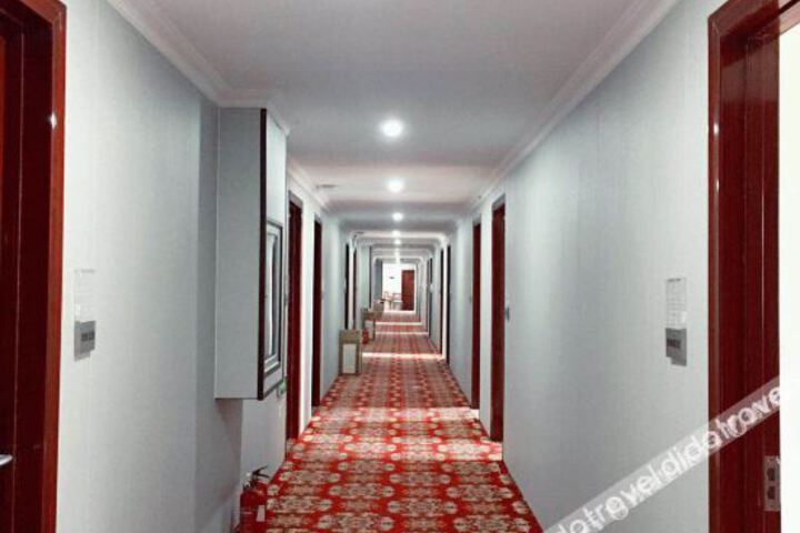 Hotel Interior 14 of 34