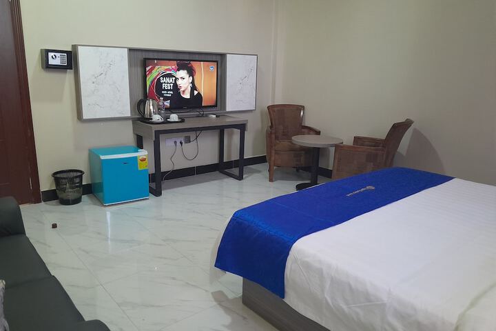 Room 9 of 52
