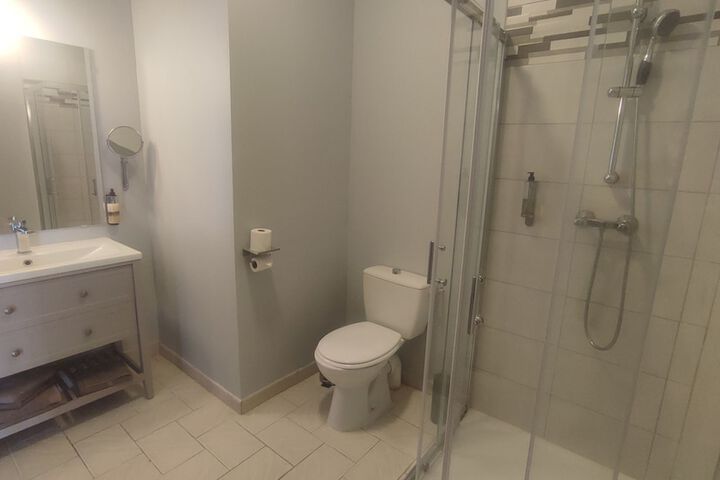 Room 30 of 70
