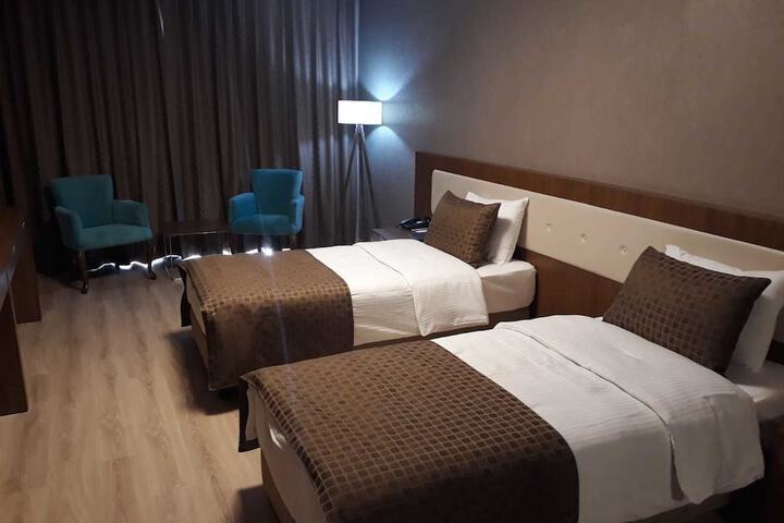 Room 15 of 87
