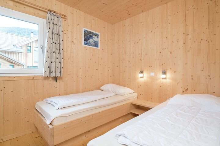 Room 6 of 41