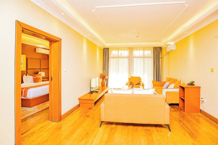 Room 15 of 29