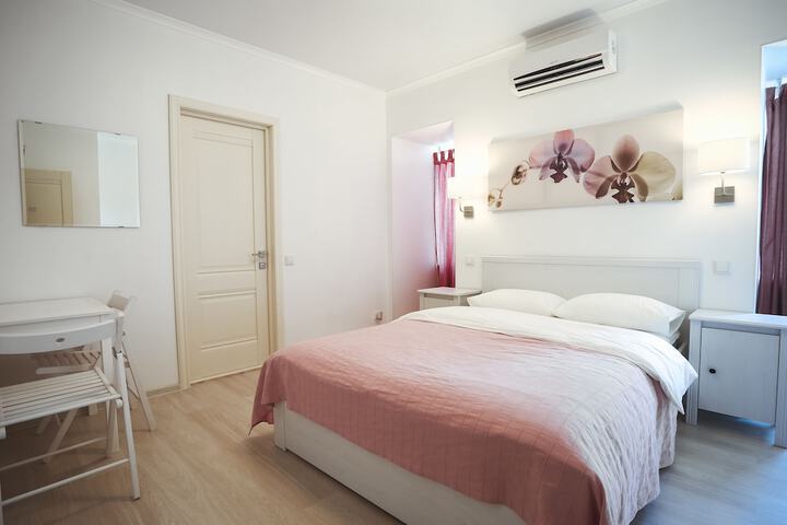 Room 3 of 13