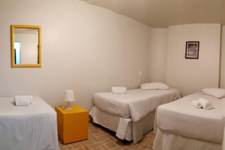 Room 6 of 48