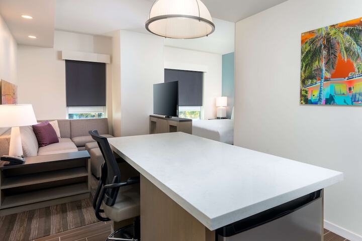 Room 15 of 60