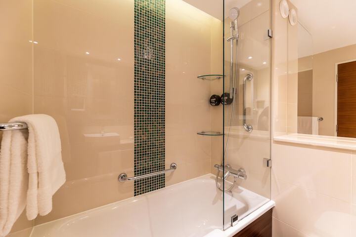Room 60 of 92