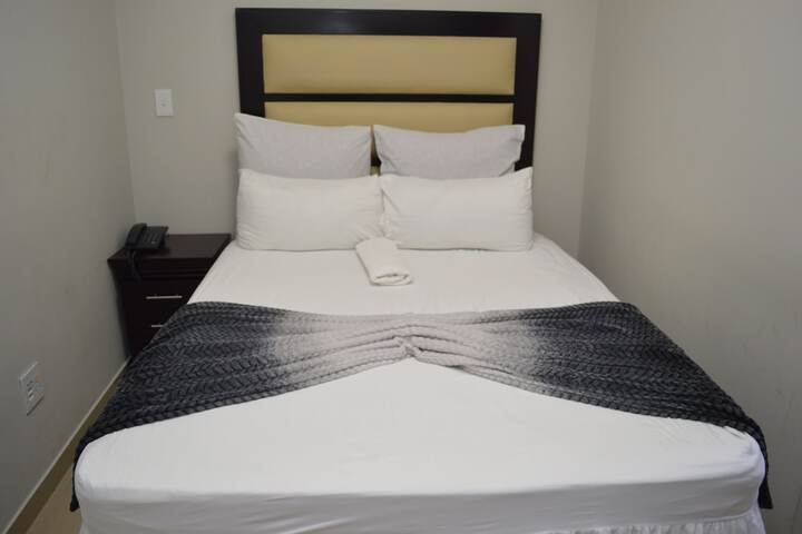 Room 8 of 21