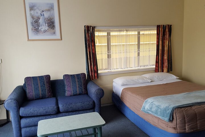 Room 21 of 46