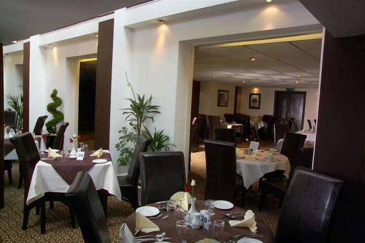 Dining 46 of 59