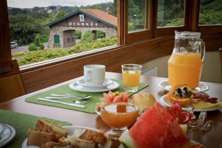 Breakfast/Coffee Service 13 of 19