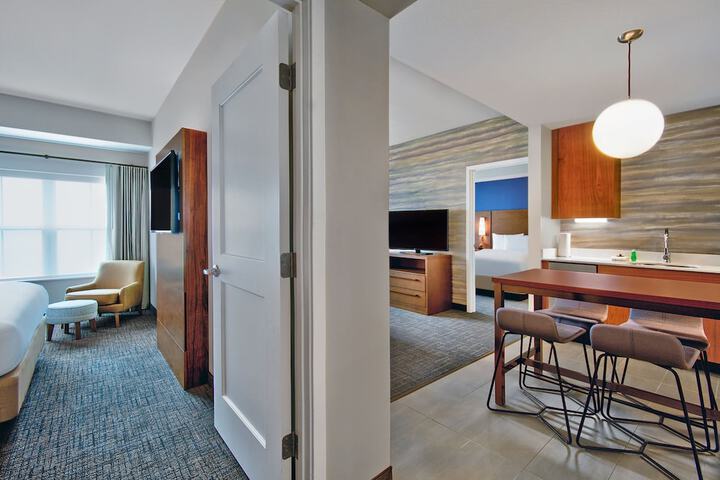 Room 9 of 51