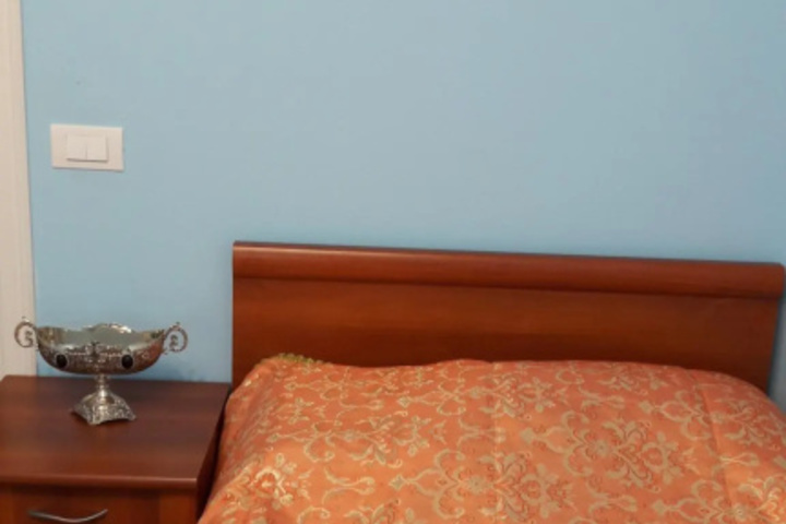 Room 22 of 34