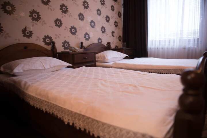 Room 8 of 47