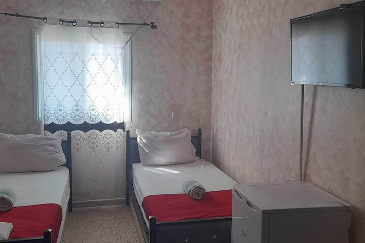 Room 17 of 87