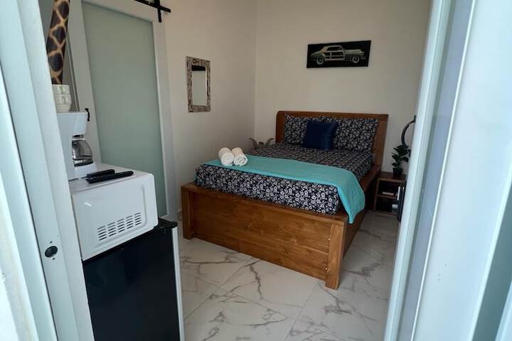 Room 5 of 23
