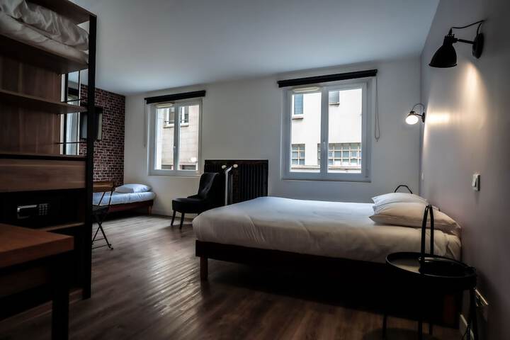 Room 26 of 64