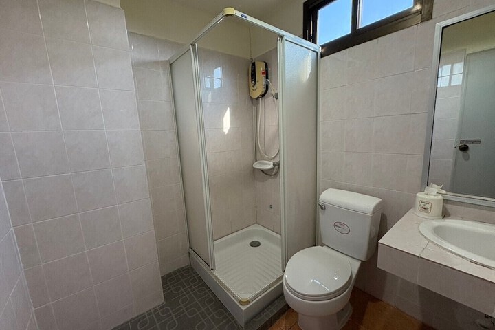 Room 46 of 67