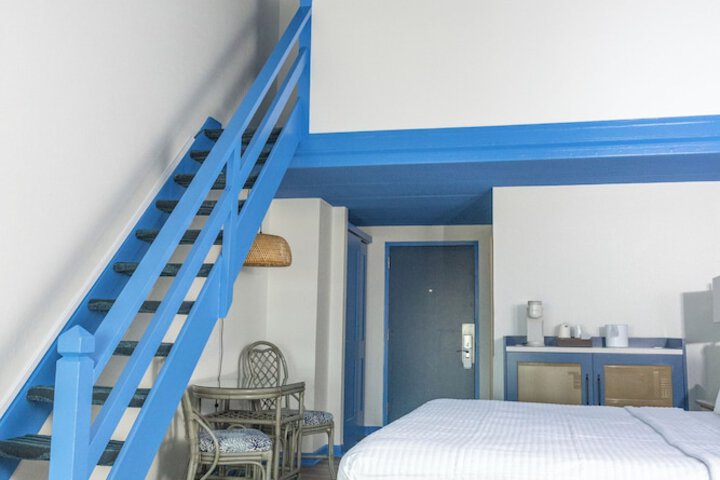 Room 35 of 135