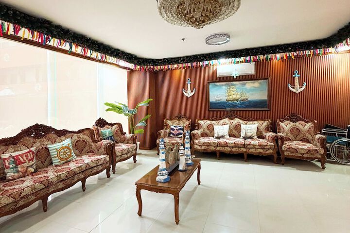 Hotel Interior 4 of 68