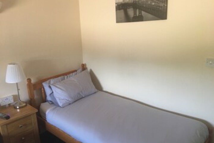 Room 58 of 85