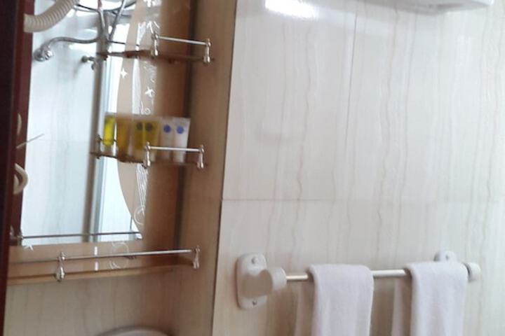 Room 43 of 67