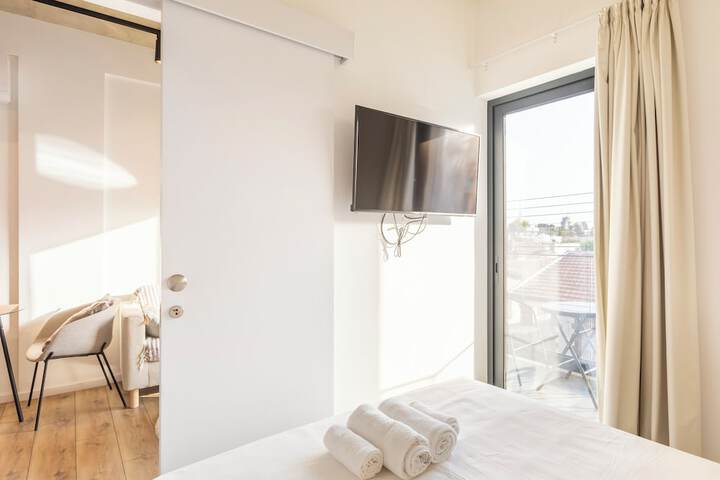Room 8 of 68