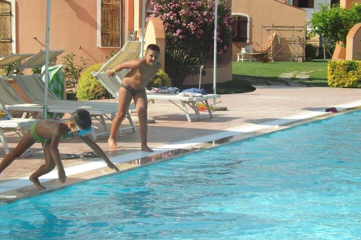 Pools & Facilities