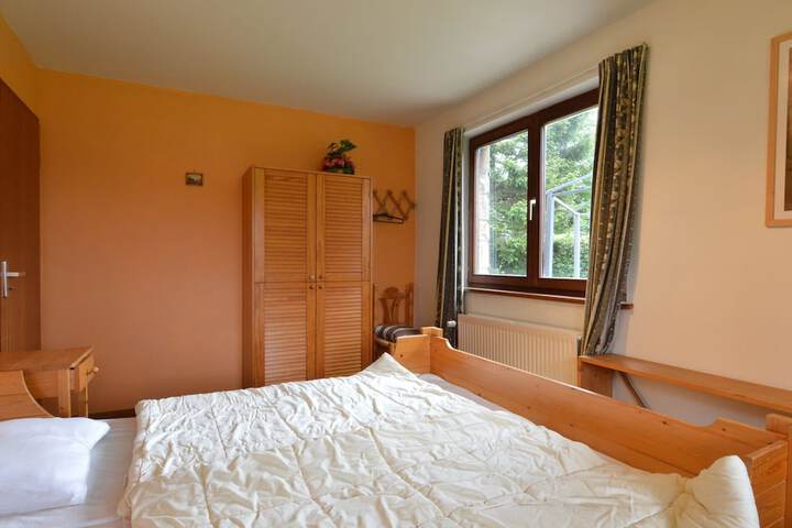 Room 3 of 39