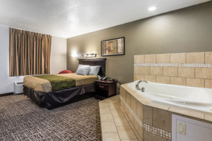 Room 5 of 21